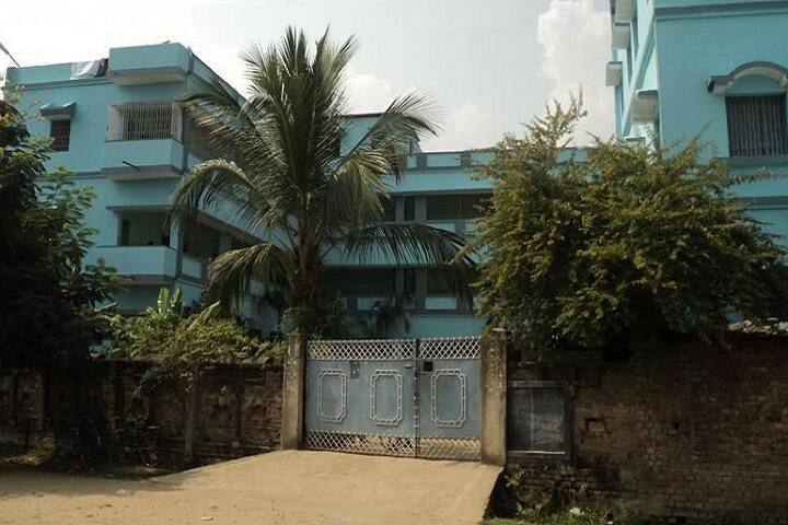 Secondary Delhi Public School-Entrances