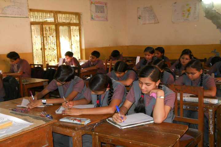 Dayanand Bal Mandir Senior Secondary School-Drawing Competition