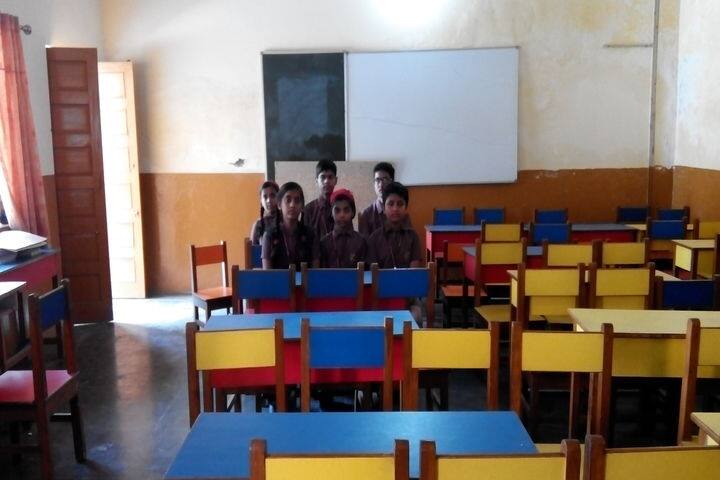 Dayanand Bal Mandir Senior Secondary School-Classroom
