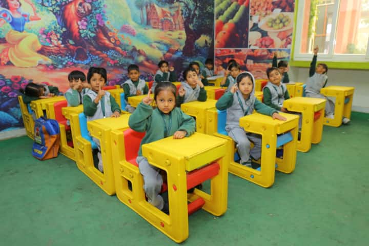 Delhi Public International School-Kids Classrooms