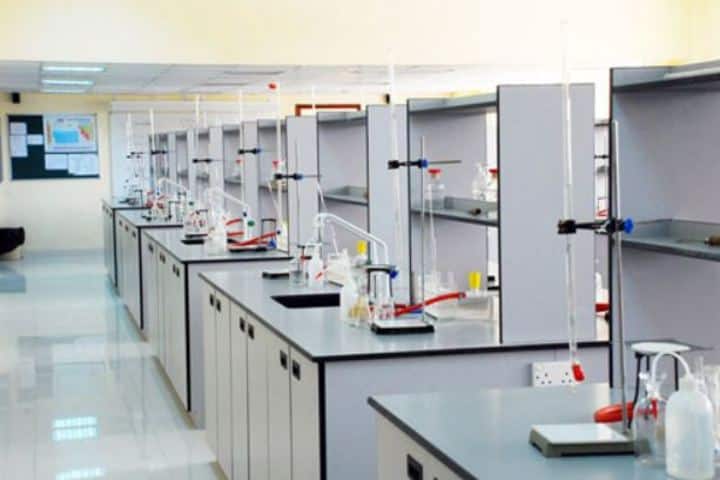 Delhi Public School-Chemistry-Lab