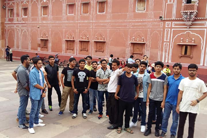 Delhi Public School-Educational Tour