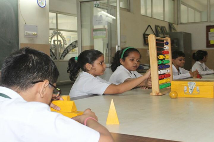 Delhi Public School-Maths Lab