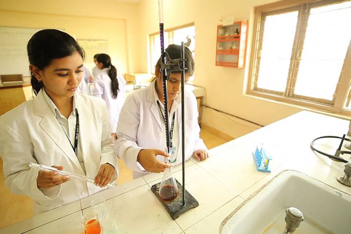 Delhi Public School-Chemistry Lab