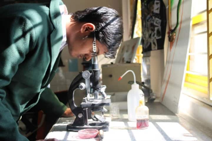 Delhi Public School-Biology Lab