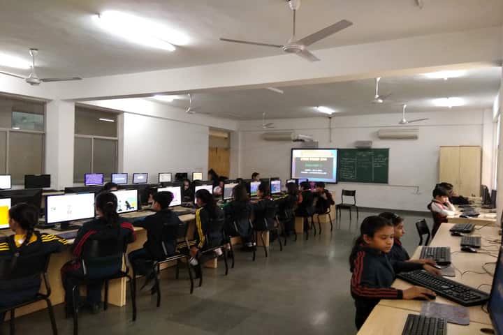 Delhi Public School-Computer Lab