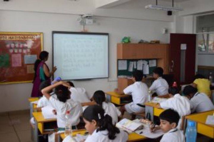 Delhi Public School-Smart classroom