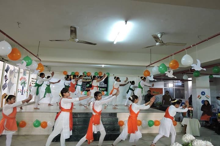 Delhi Scottish School-Events dance