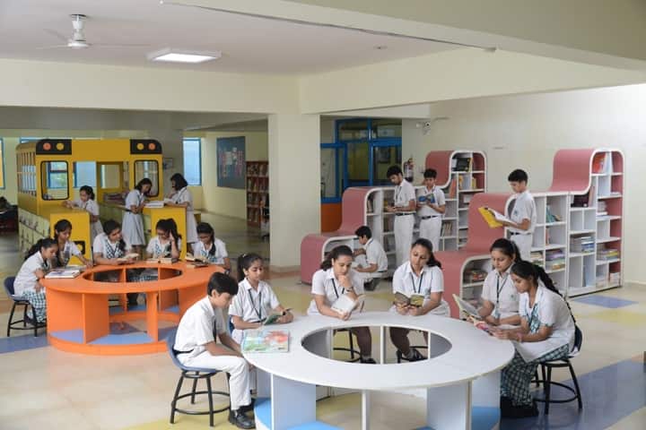 Delhi World Public School-Library