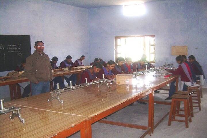 Deoria Senior Secondary School-Physics Laboratory