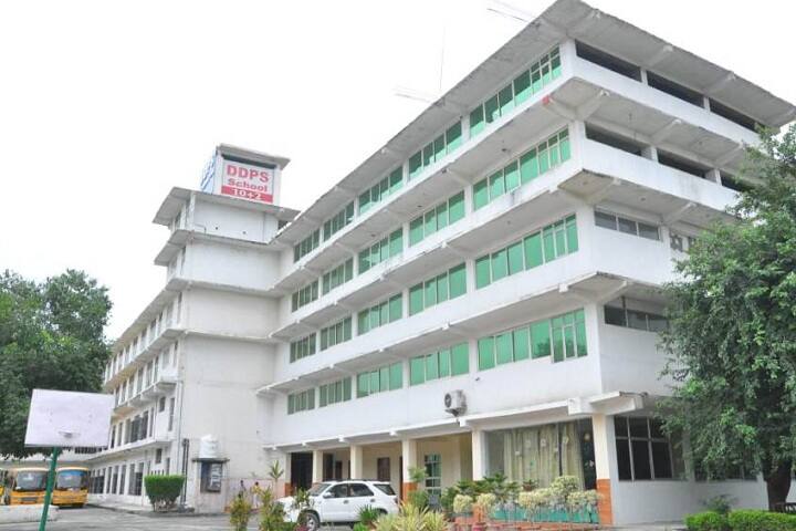 Diamond Drill Public School-Campus View