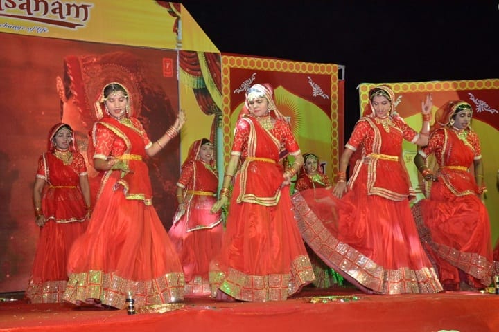 Divine International Academy-Dance