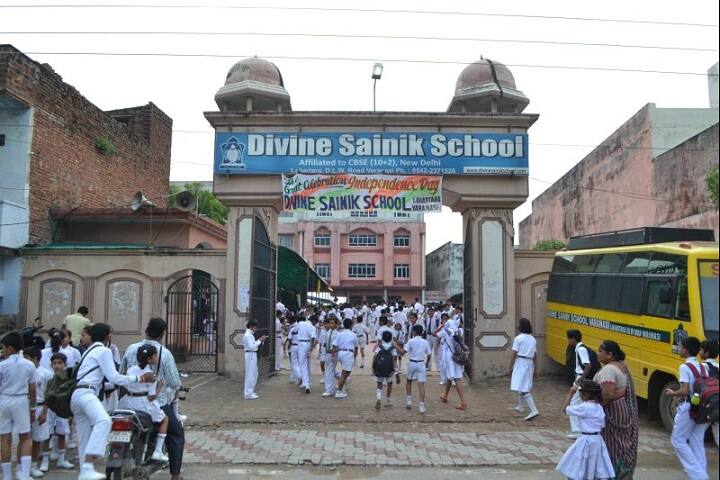 Divine Sainik School-Campus Entrance