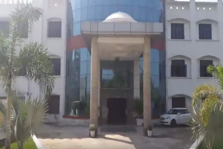 Divya Public School-Campus-View entrance