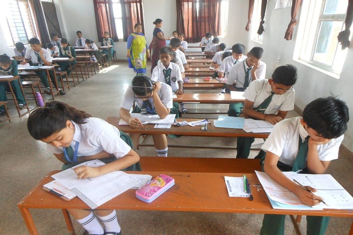 Dolphin Public School-Classroom