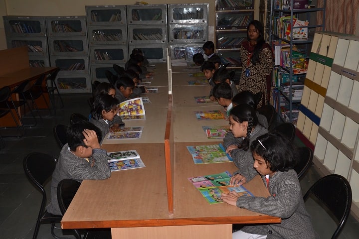 Dr K N Modi Global School-Library