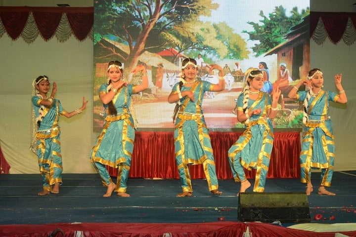 Dr RM Saha Global School-Cultural Dance