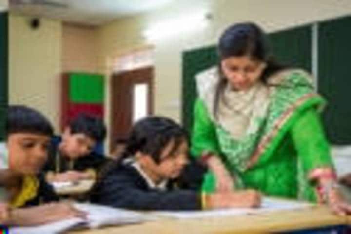 Sharada Shikshan Sansthan-Class Room