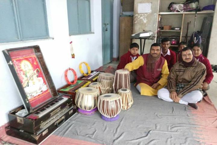 Sharshwati Shishu Vidya Mandir Chapra-Musical Band