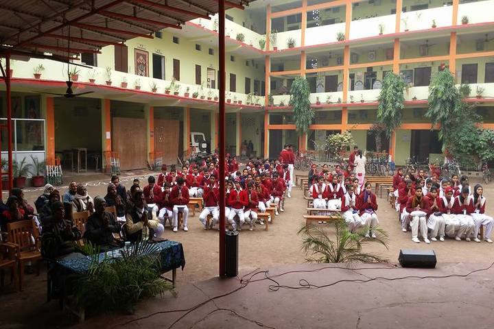 Sharshwati Shishu Vidya Mandir Chapra-Prayer