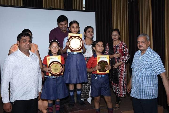 Everest Public School-Certificate and Price Distribution