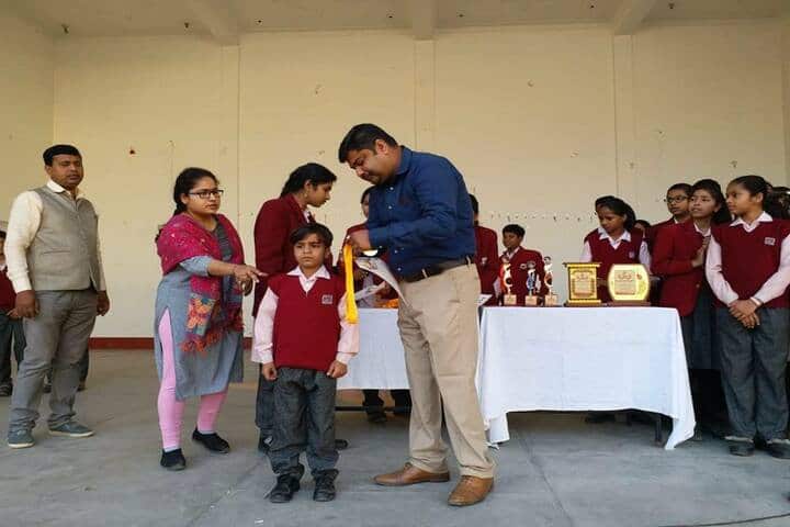 Faizabad Public School-Prize Distribution