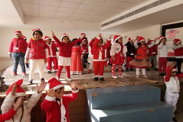 Ftune Wld School-Christmas Celebrations