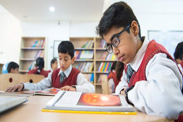 G D Goenka Public School-Library