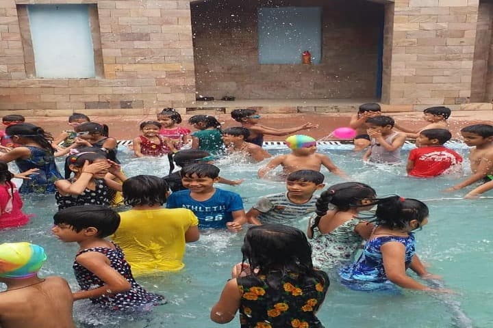 G D Pubic School-Swimming Pool