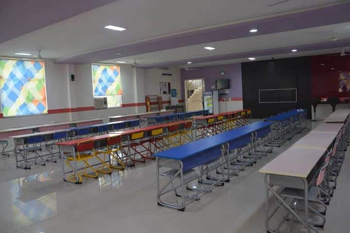 G D Goenka Public School-Cafeteria