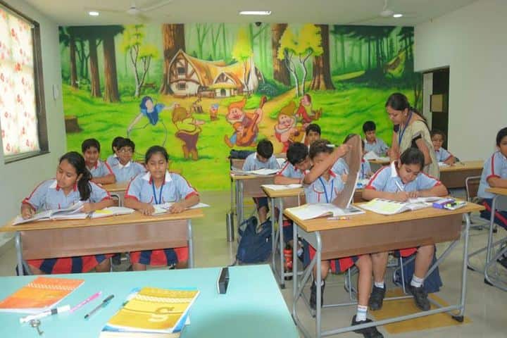G D Goenka Public School-Classroom