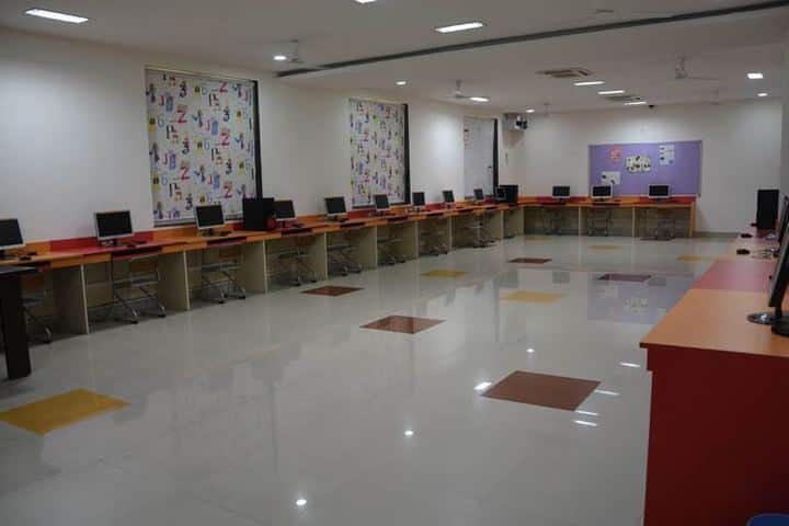 G D Goenka Public School-Computer-Lab