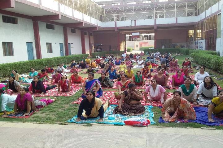 G k Silver Stone Public School-Yoga