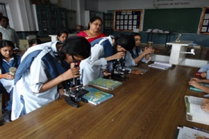 Gandhi Nagar Public School-Biology Lab