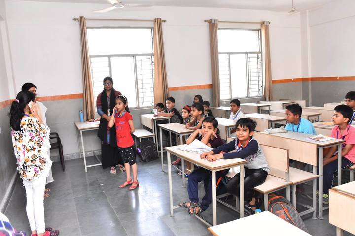 Gayatri Public School, Shastripuram, Agra: Admission, Fee, Affiliation