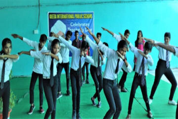 Geeta International Public School-Dance Class