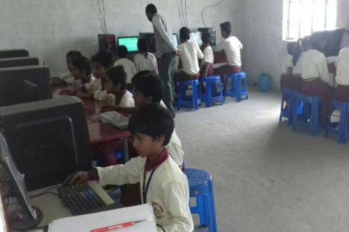 Shree Bharti Academy-Computer Labs