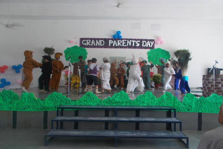 Gulmohar Public School-Grand Parents Day