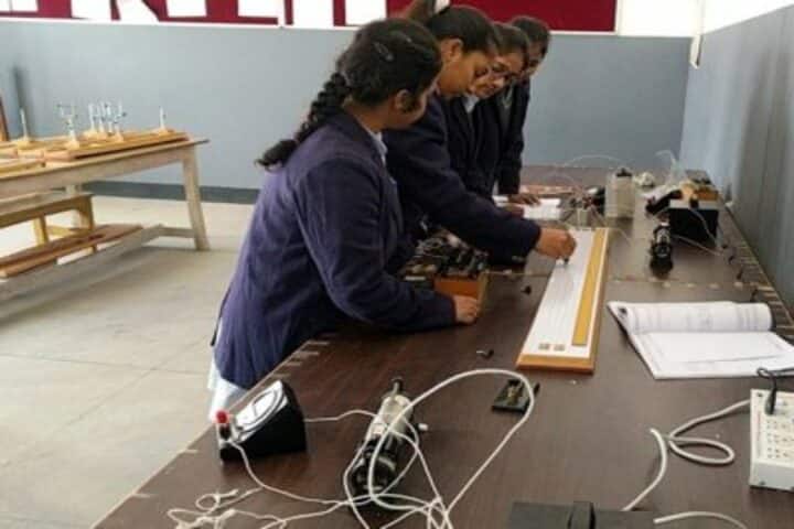 Guru Kripa Divine Grace Public School-Physics Lab