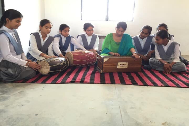 Guru Nanak Gurdas Academy-Music Room