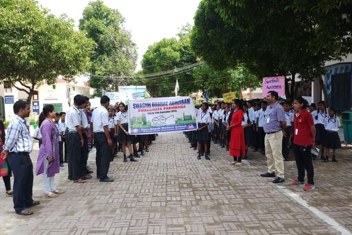 Guru Nanak Modern School-Swacchata Pakhwada