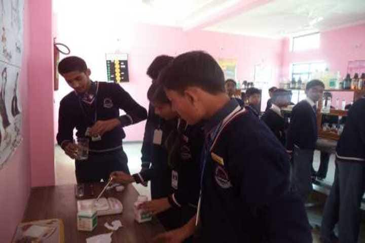 Gurukul Montessori School-Chemistry Lab