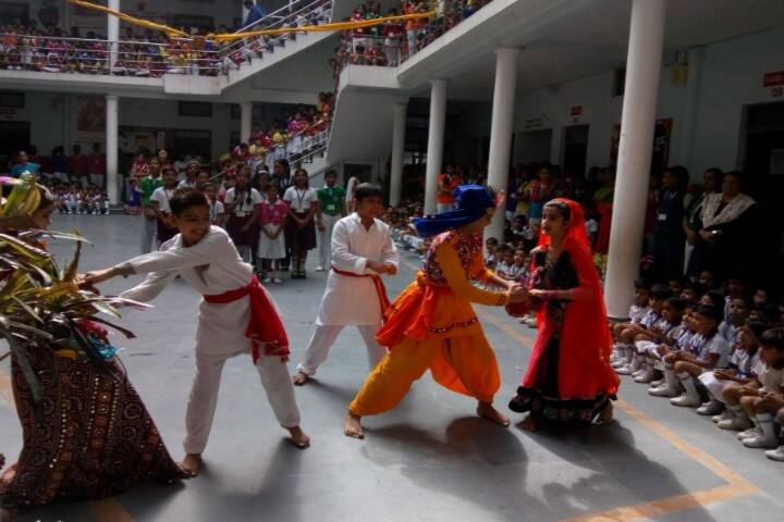 Gurukul Montessori School-Festival