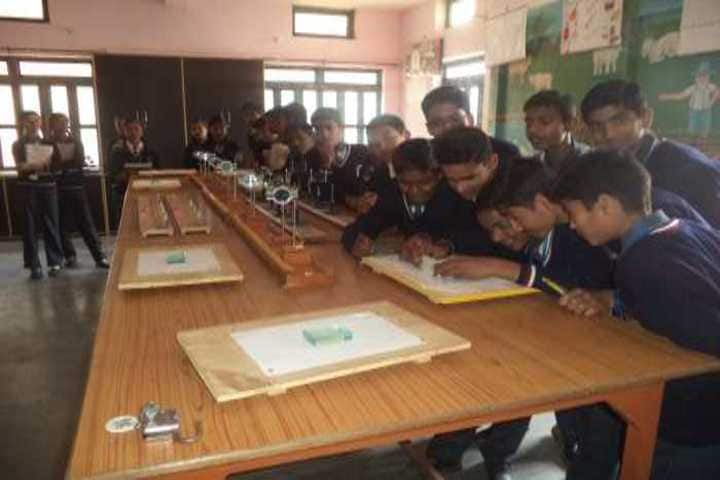 Gurukul Montessori School-Phyics Lab