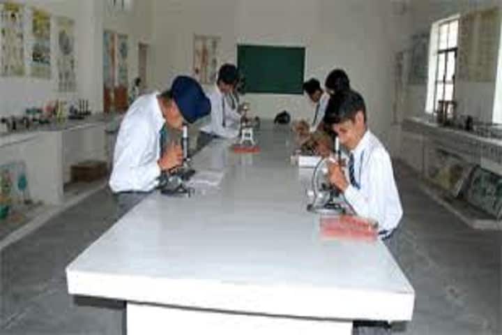 Gurukul Vidyapeeth-Biology Lab