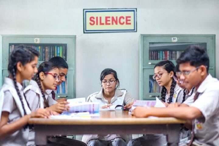 Gyan Sthaly Public School-Library