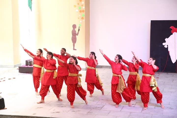 Gyanshree School-Dancing Activity