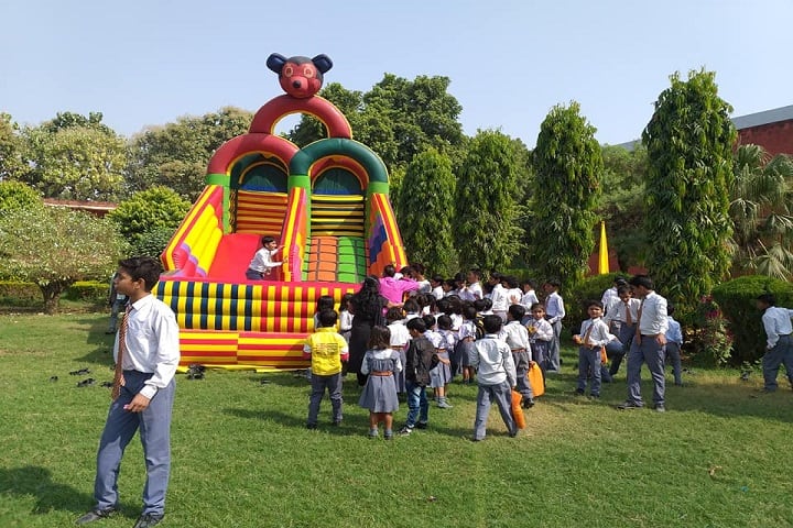 Gyansthali Public School-Kindergarten Playing Area
