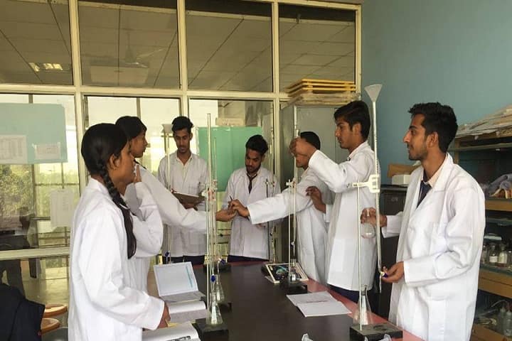 H L International School-Chemistry-Lab