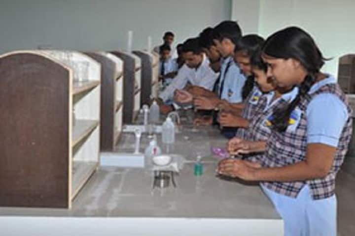 H R International School-Science-Lab